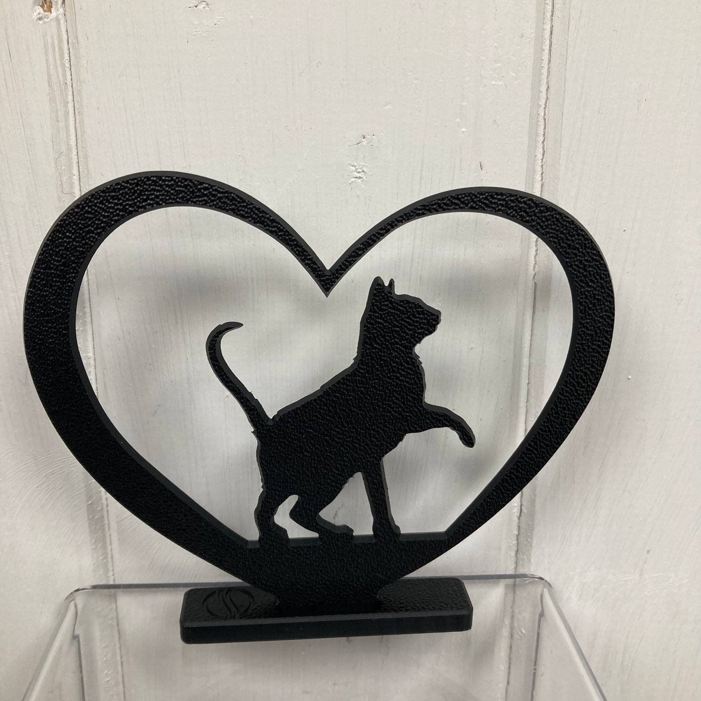 Curious Cat Heart Shape