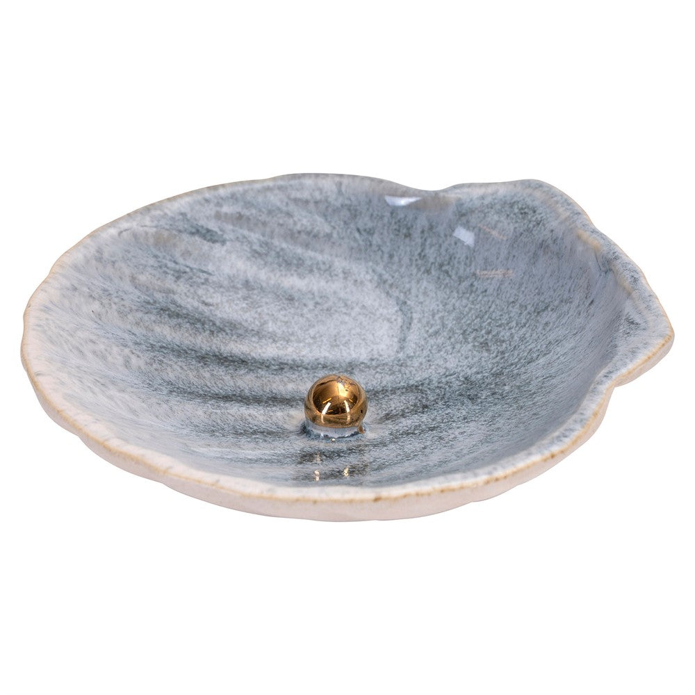 Scallop Dish with Golden Pearl