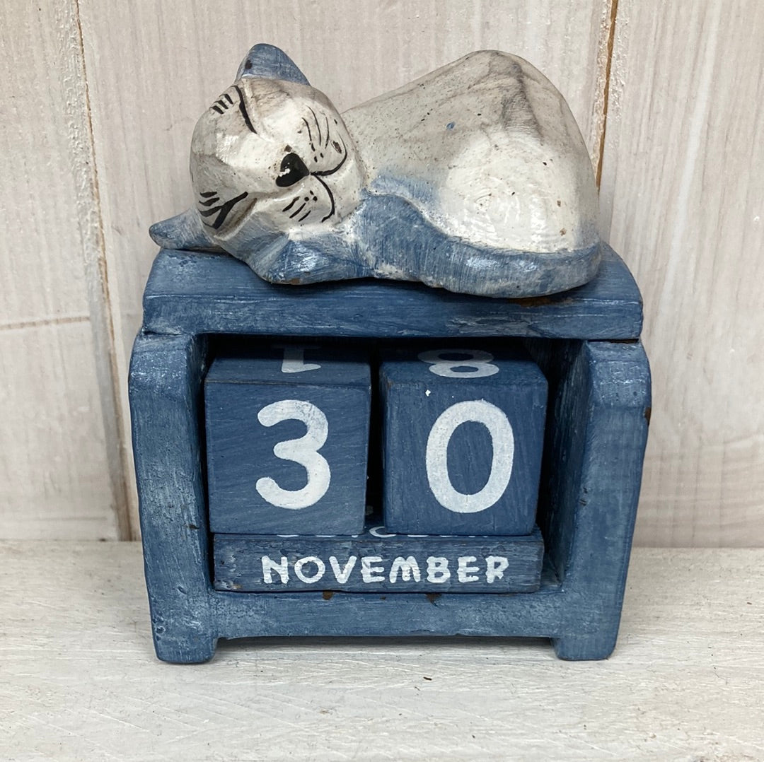 Sleeping Cat Miniature Perpetual Calendar